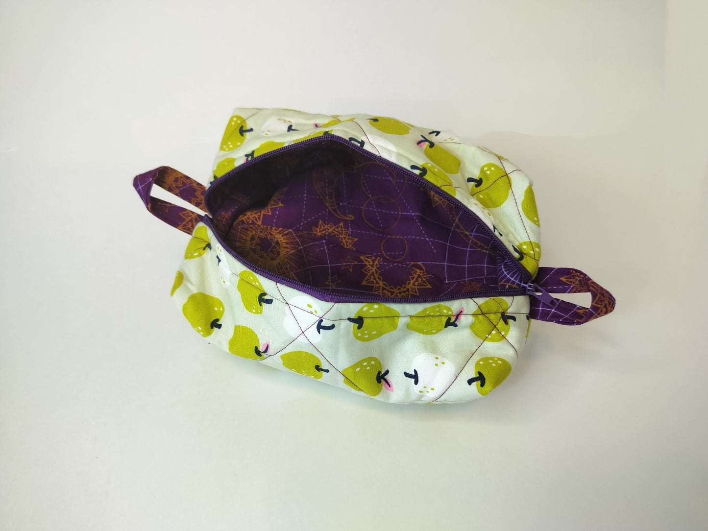 Green Apples Box Bag
